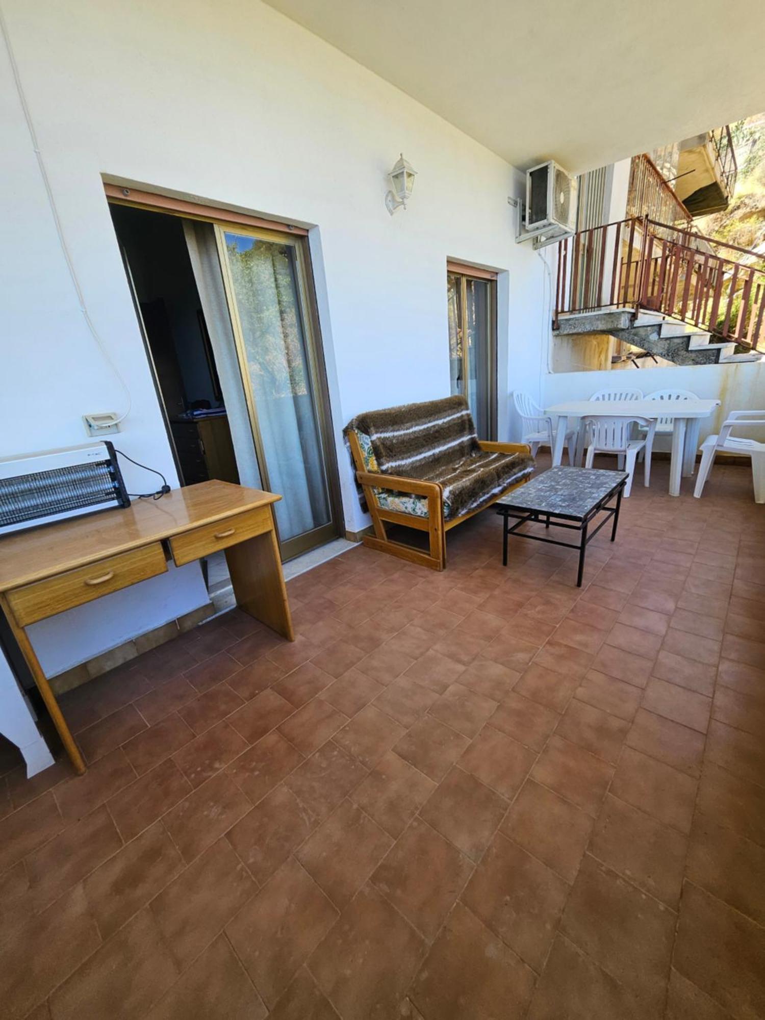 Nuova Casa Giulia Letojanni Exterior foto